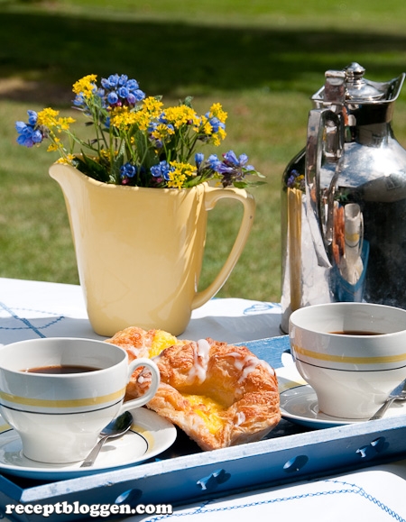 wienerbrod-och-kaffe-pa-nationaldagen-6500