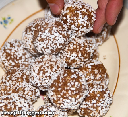 chokladbollar-pa-matildas-vis-med-oboy-7651