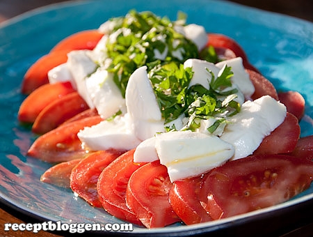 tomatsallad-med-mozarella-6259